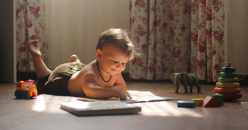 Comment choisir les premiers jouets de votre bébé sans se tromper